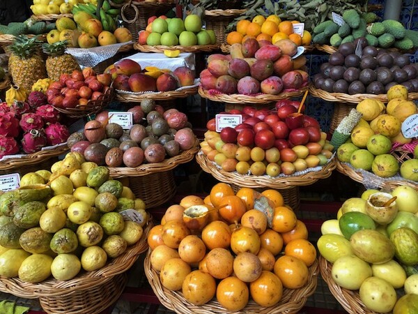exotisch Portugees fruit